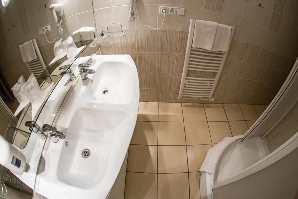 Hotel Na Jizni Prerov Bilik gambar